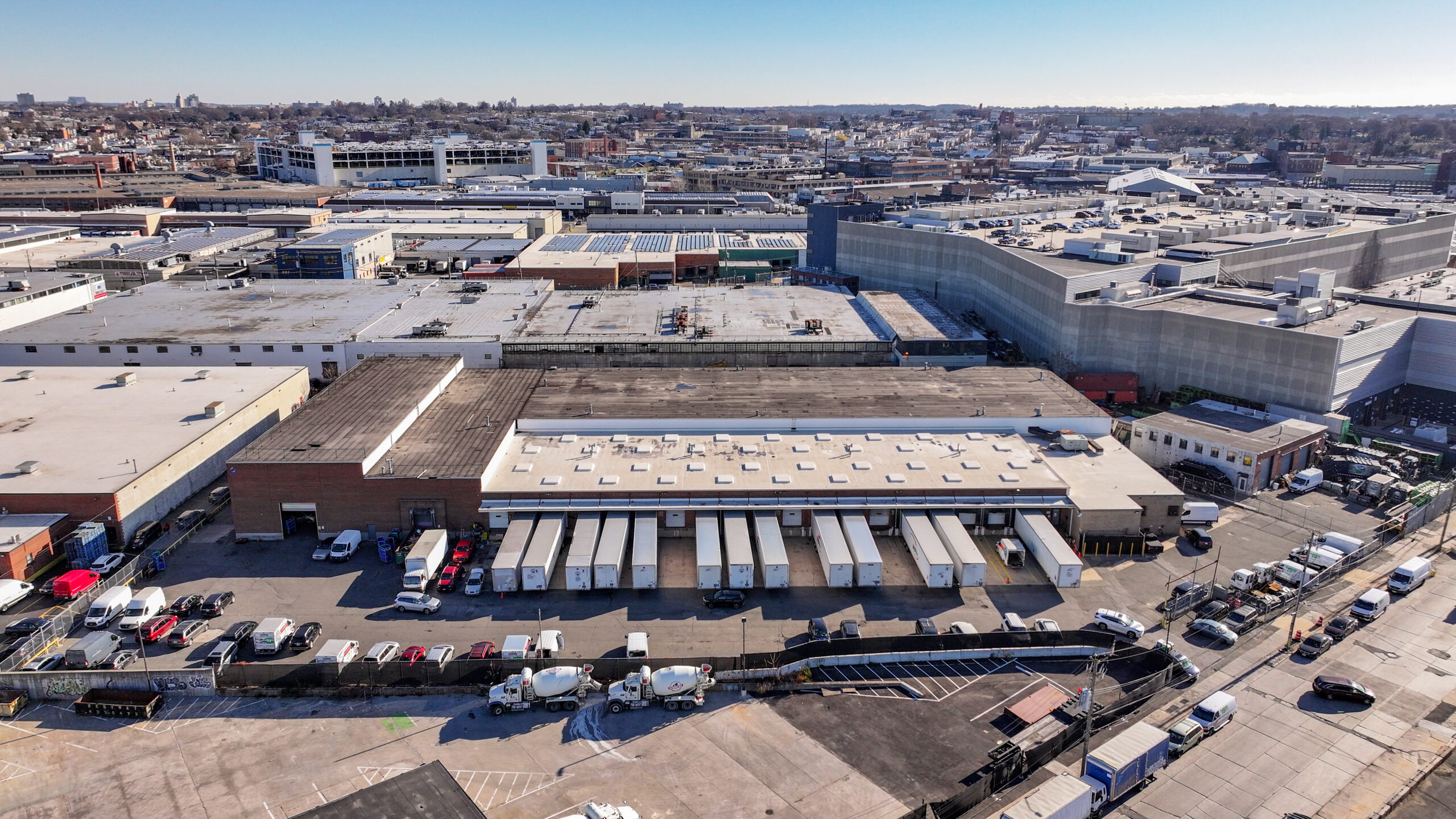 Seagis Property Group Renews 75,000 SF in Queens, NY