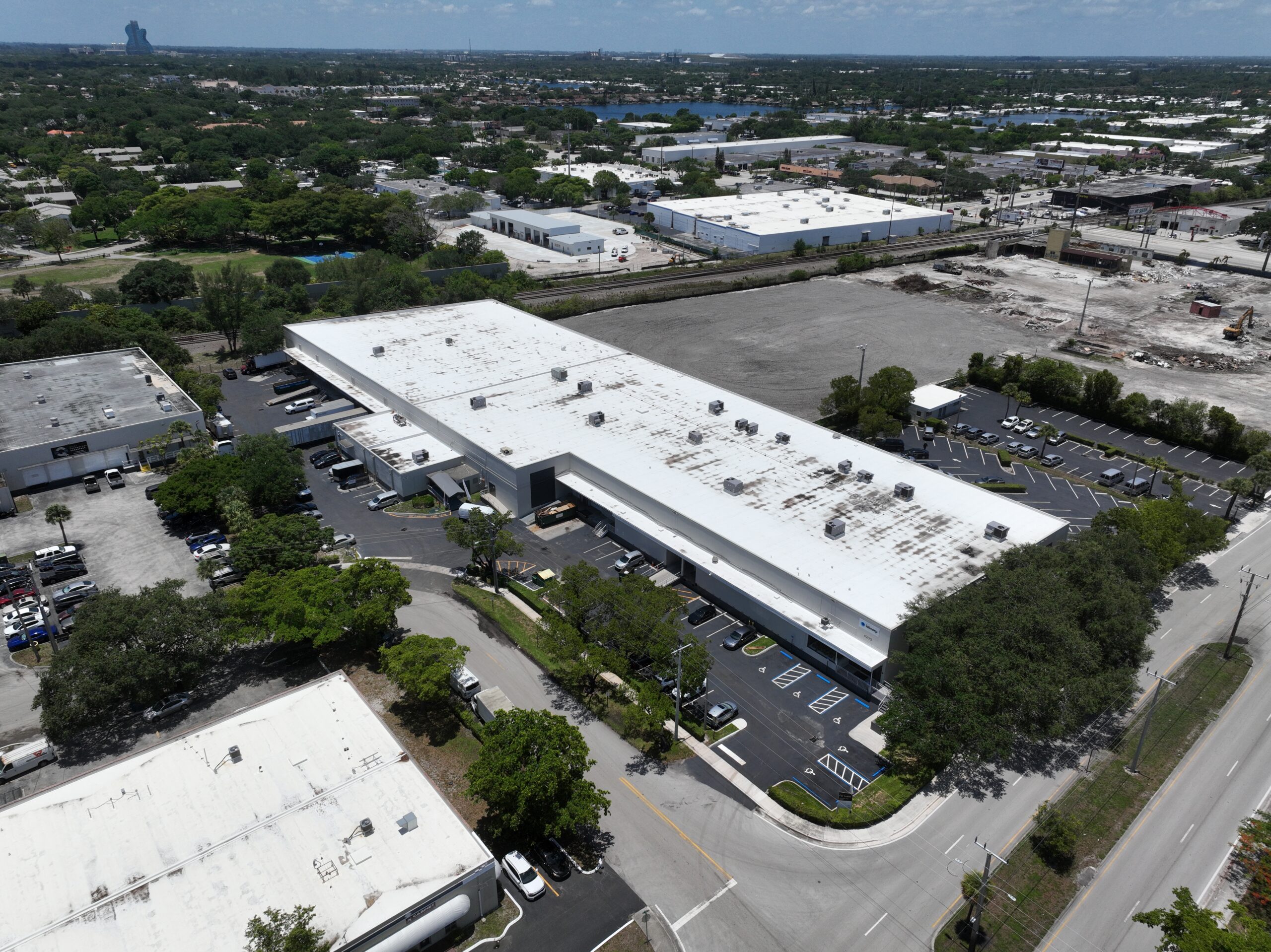 Photo for Seagis Property Group Renews and Expands 40,000 SF in Hollywood, FL
