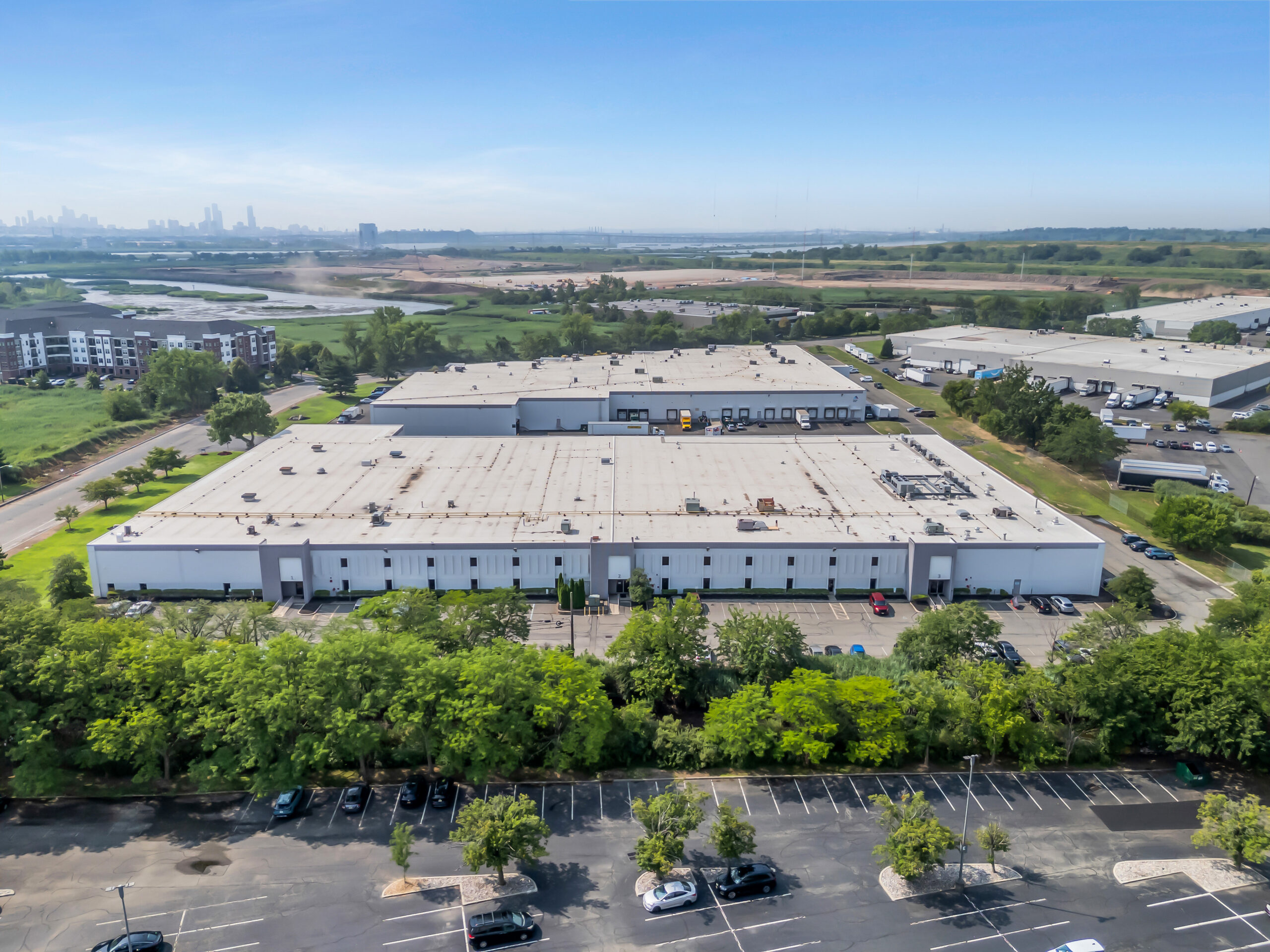 Photo for Seagis Property Group Renews 54,000 Square Feet in Lyndhurst, NJ