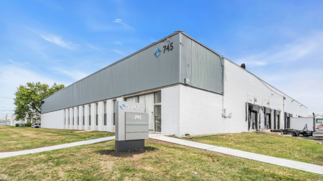 Photo for Seagis Property Group Leases 25,000 Square Feet in Carlstadt, NJ
